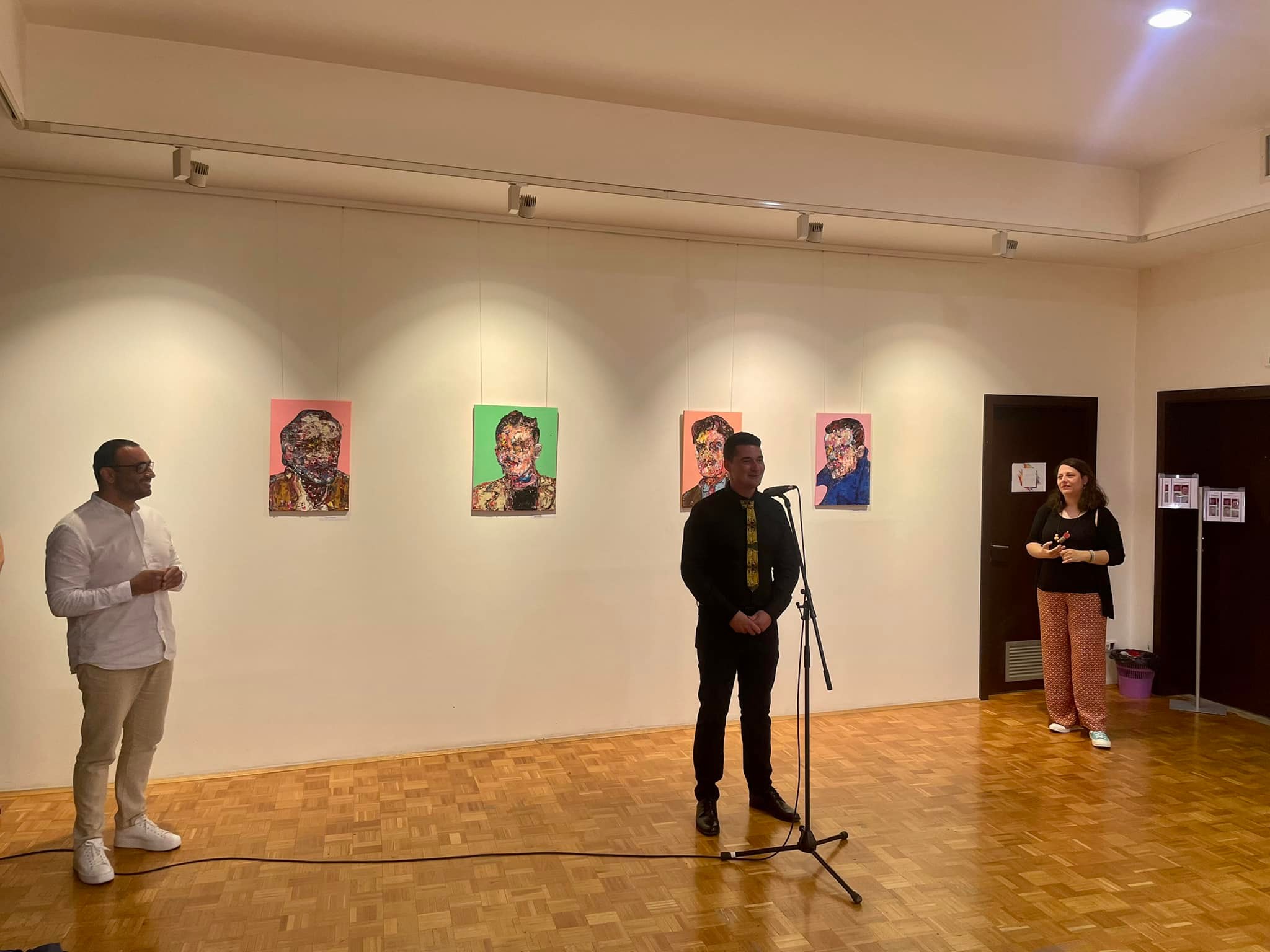 Отворена изложба ”(Не)озбиљни портрети”